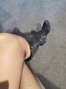 Public Photo of Purple04